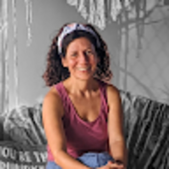 Meet your Posher, Mariana - Picture 1 of 1